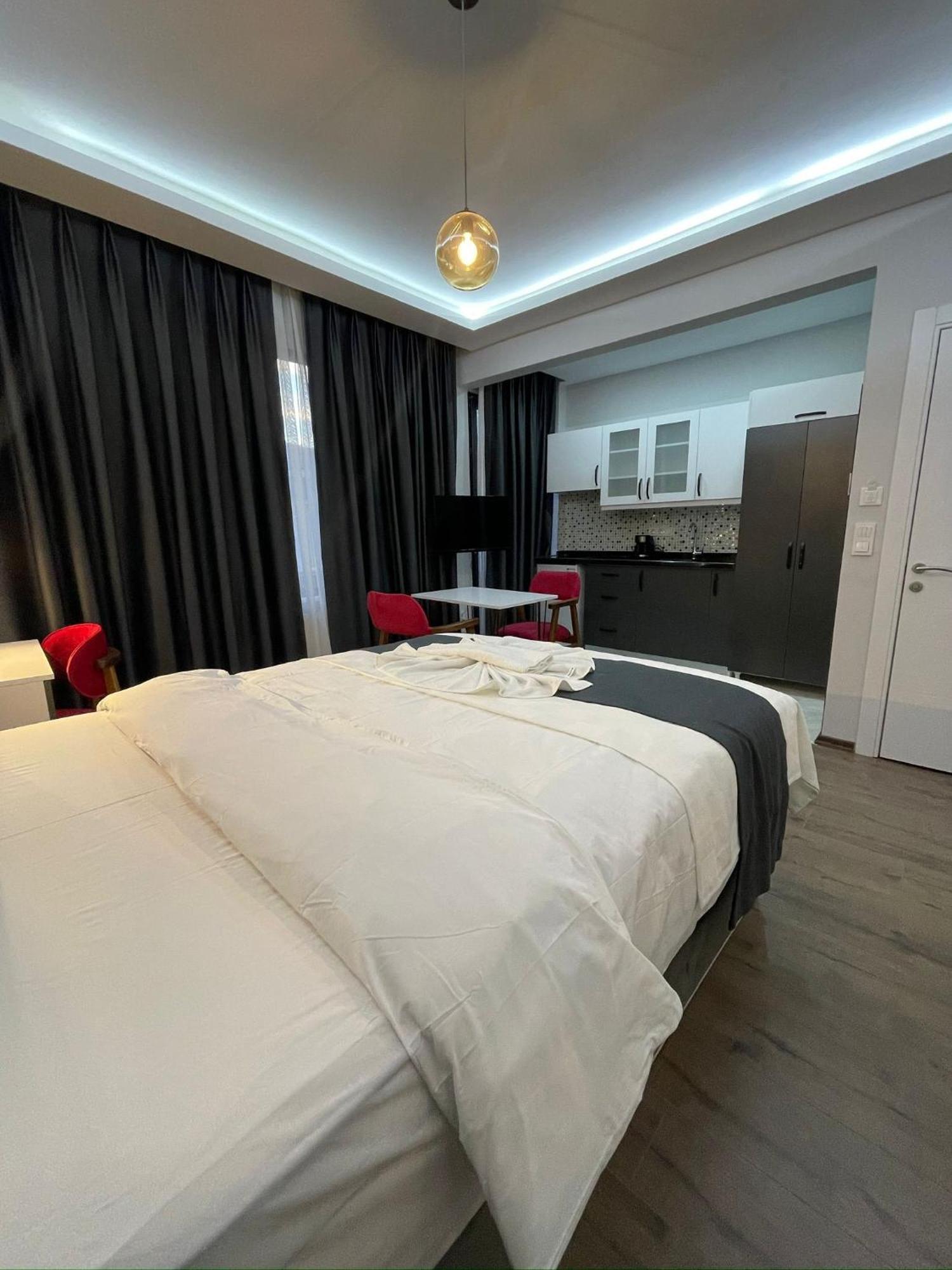 Fabesco Suite Istanbul Eksteriør billede